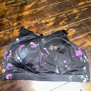 Livi Active 38DDD no wire multicolored floral high neck black sports bra